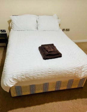 One Bed Modern City Centre Apartment